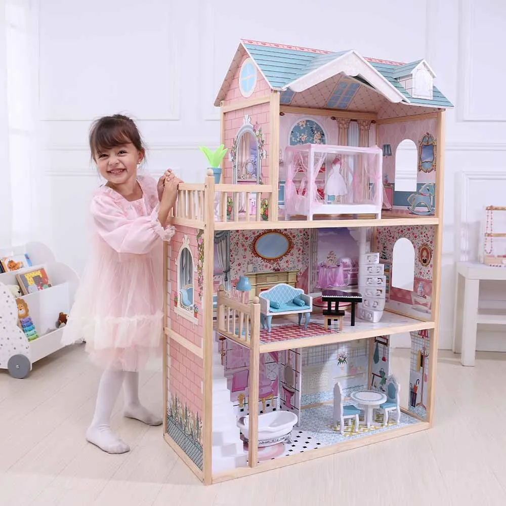 Charlotte Doll House & 11 Accessories