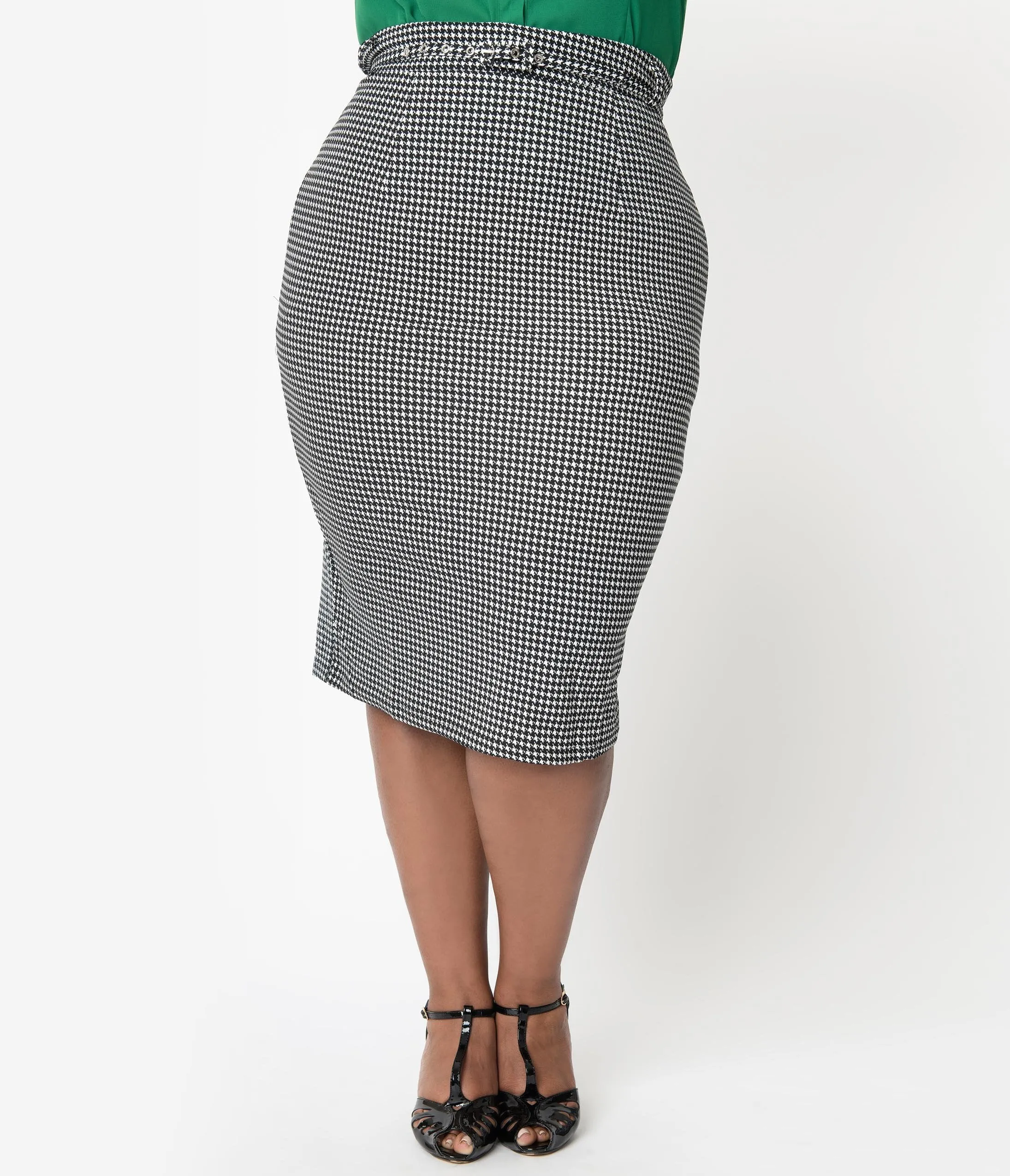 Unique Vintage Plus Size 1960s Black & White Houndstooth High Waist Marcia Wiggle Skirt